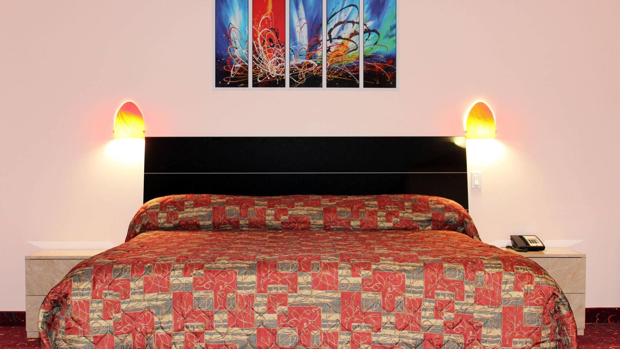 Crystal Star Inn Edmonton Airport With Free Shuttle To And From Airport Leduc Eksteriør billede